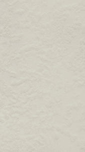 Animated Spanish Gracias thank you video eCard with serif letters falling into place in a modern motion typography design.